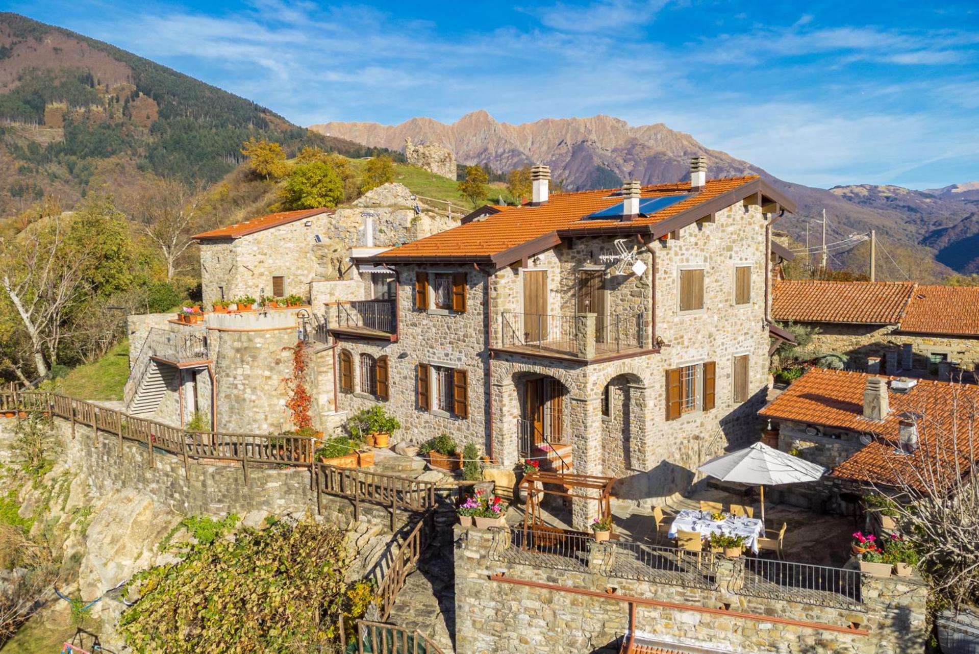 Vivi Luxury Country House Comano  エクステリア 写真