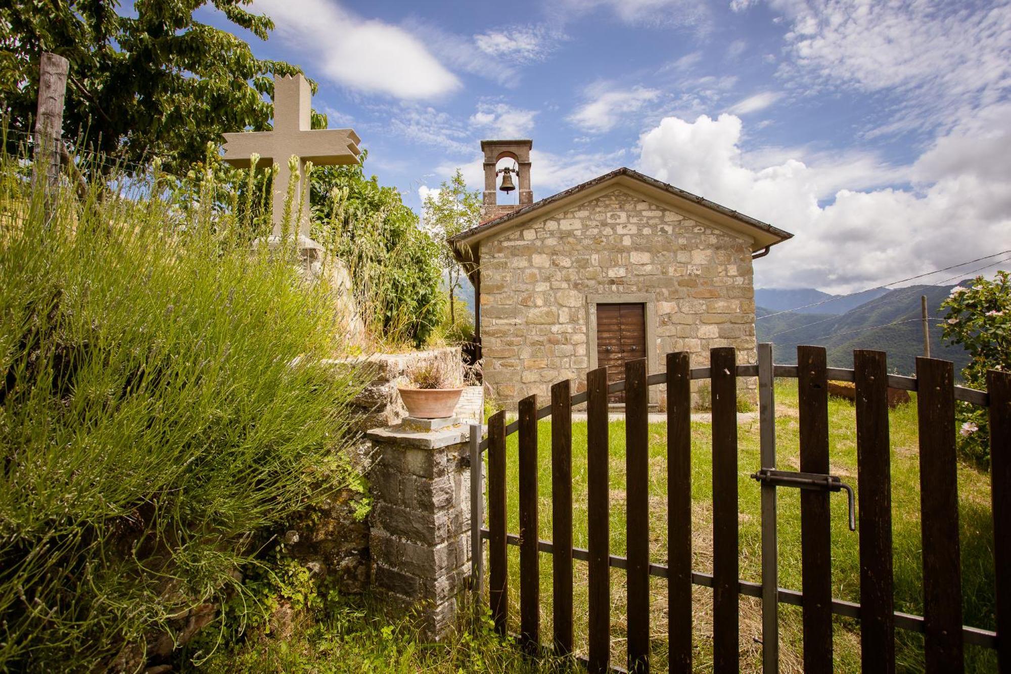 Vivi Luxury Country House Comano  エクステリア 写真